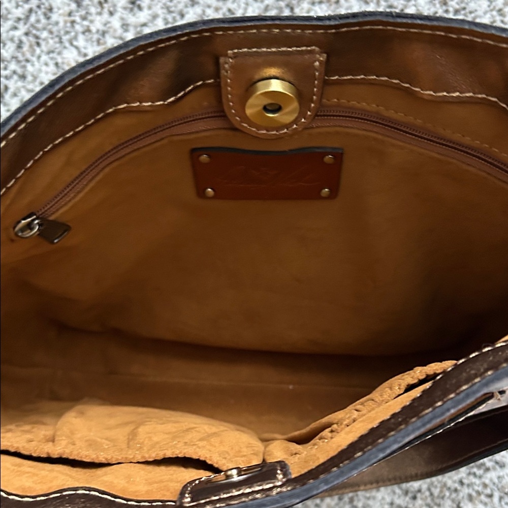 Patricia Nash Emeline Crossbody Metallic Floral Shoulder Bag - Picture 6 of 7